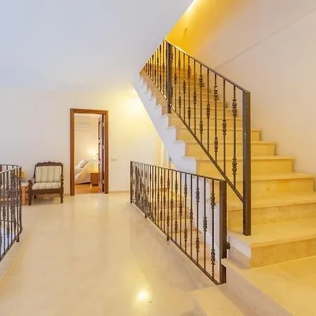 Lara With Private Pool And Sea View, Located In Antalya Peninsula ヴィラ *