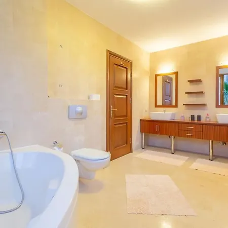 Lara With Private Pool And Sea View, Located In Antalya Peninsula *